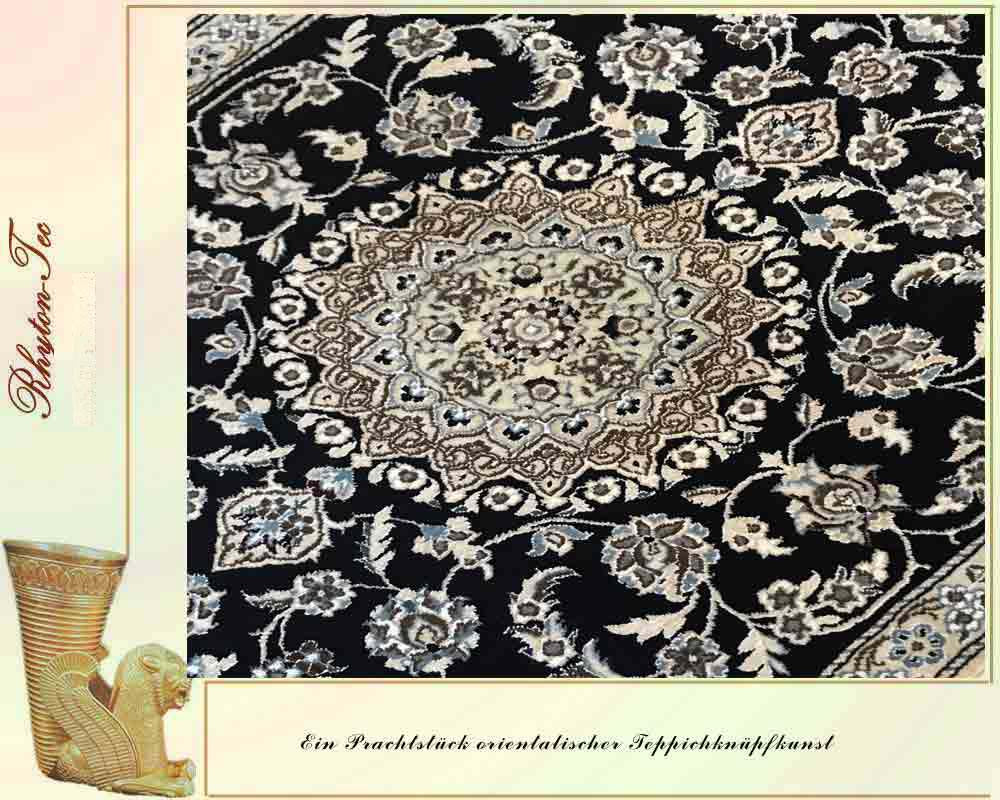 Luxuriöser Perser Teppich Nain in Dunkelblau und Beige aus Seide und Wolle